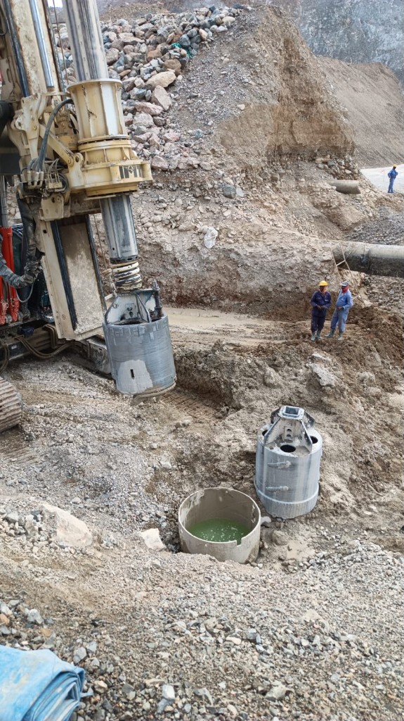 Drilling bucket and rig site operations
